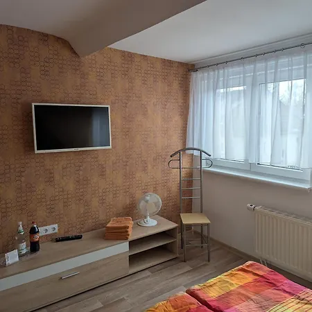 Zum Ringelberg 2* Erfurt