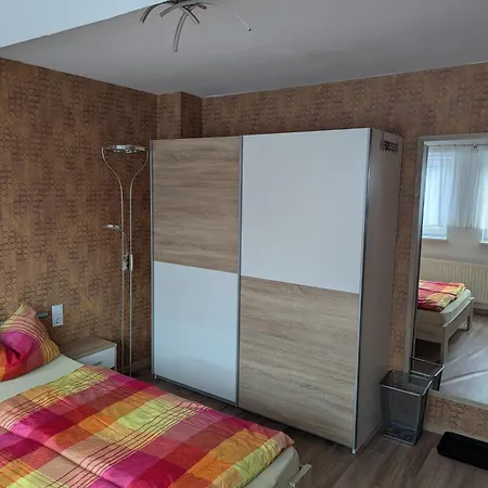 Zum Ringelberg 2* Erfurt