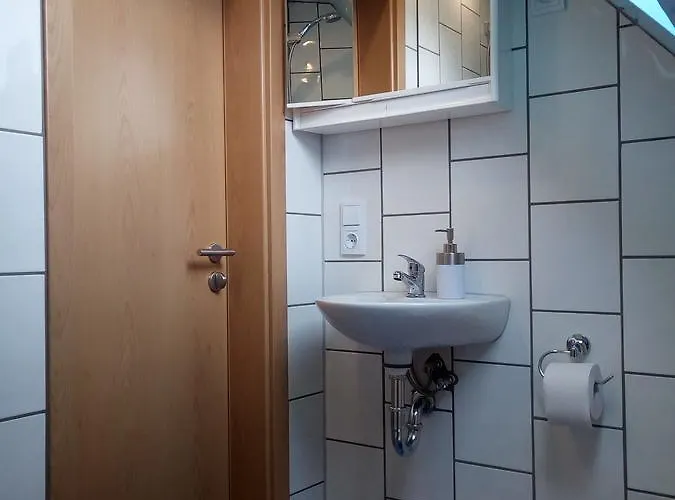 Zum Ringelberg 2* ארפורט